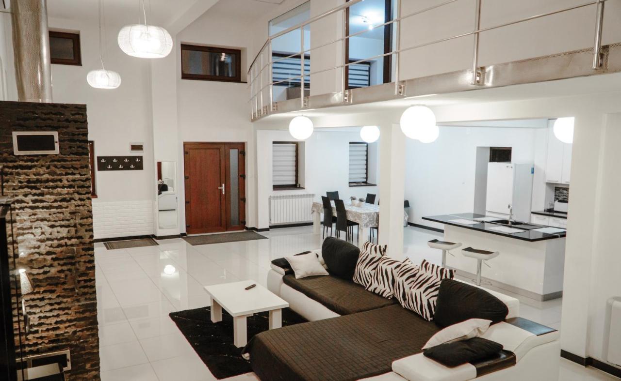 Vila Carolina Apulum Villa Alba Iulia Luaran gambar