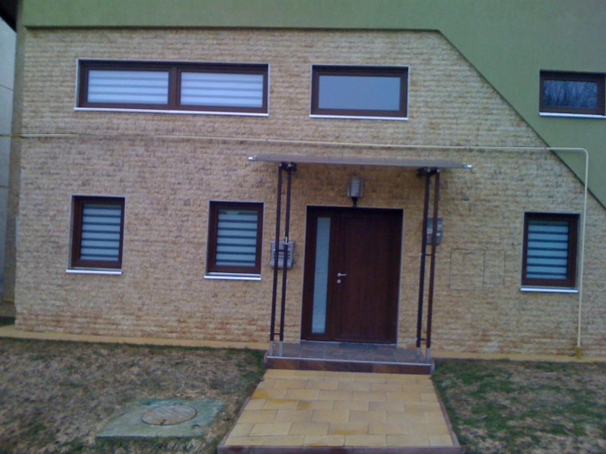 Vila Carolina Apulum Villa Alba Iulia Luaran gambar