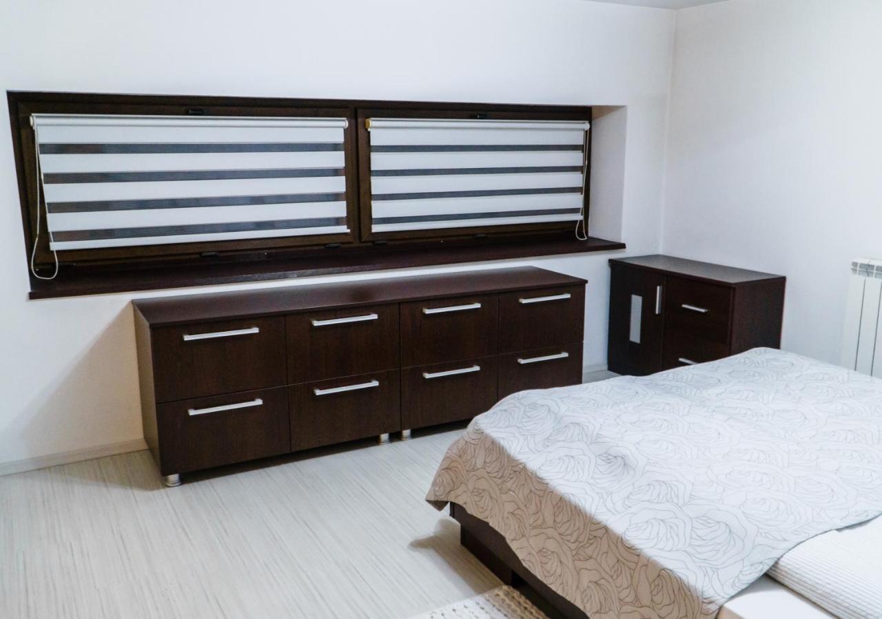 Vila Carolina Apulum Villa Alba Iulia Luaran gambar